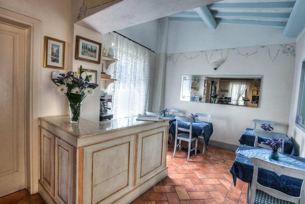 בורגו סן לורנצו Hotel Locanda Degli Artisti מראה חיצוני תמונה