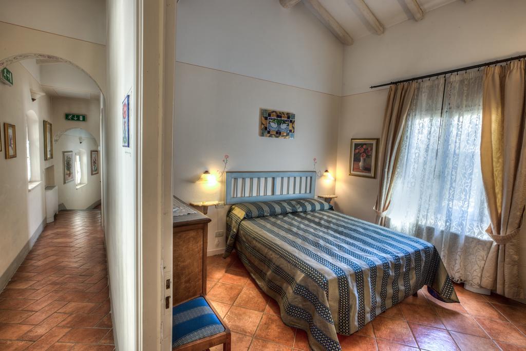 בורגו סן לורנצו Hotel Locanda Degli Artisti חדר תמונה