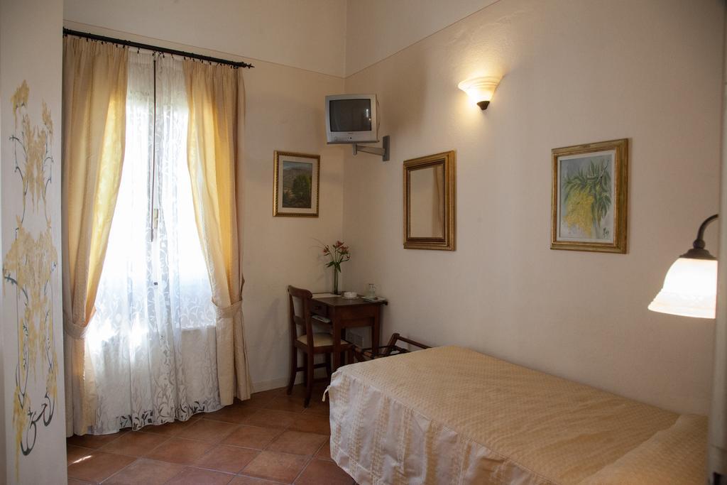 בורגו סן לורנצו Hotel Locanda Degli Artisti חדר תמונה