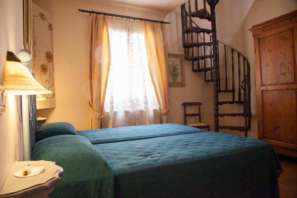 בורגו סן לורנצו Hotel Locanda Degli Artisti חדר תמונה