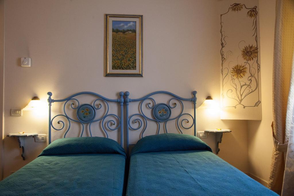 בורגו סן לורנצו Hotel Locanda Degli Artisti חדר תמונה
