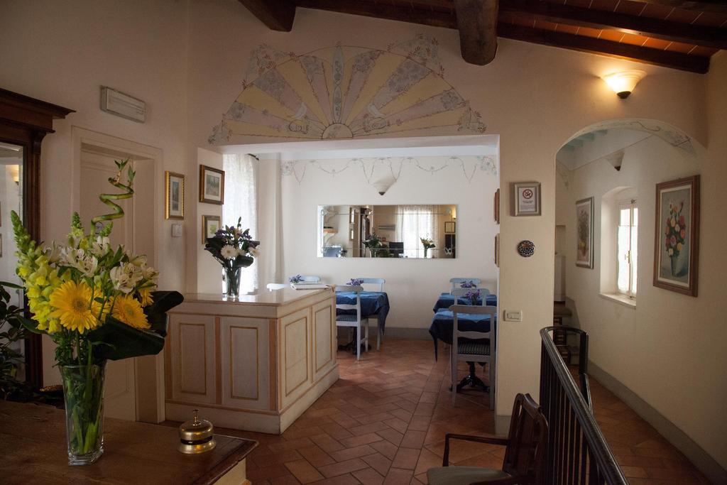 בורגו סן לורנצו Hotel Locanda Degli Artisti מראה חיצוני תמונה